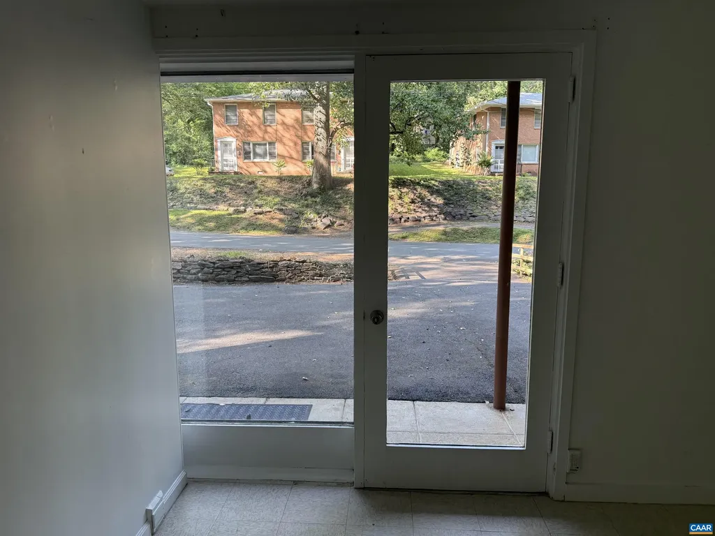 536 Valley Road Charlottesville VA 22903