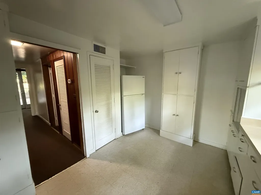 536 Valley Road Charlottesville VA 22903