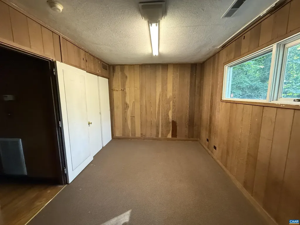 536 Valley Road Charlottesville VA 22903