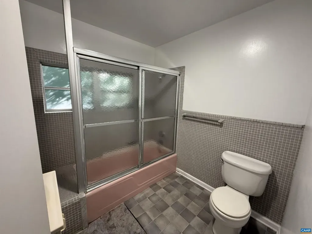 536 Valley Road Charlottesville VA 22903