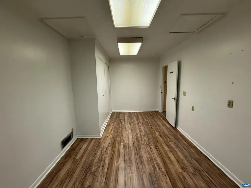 536 Valley Road Charlottesville VA 22903