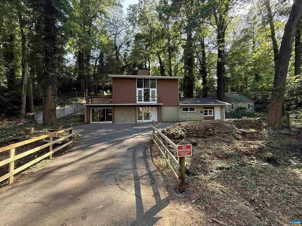 536 Valley Road Charlottesville VA 22903