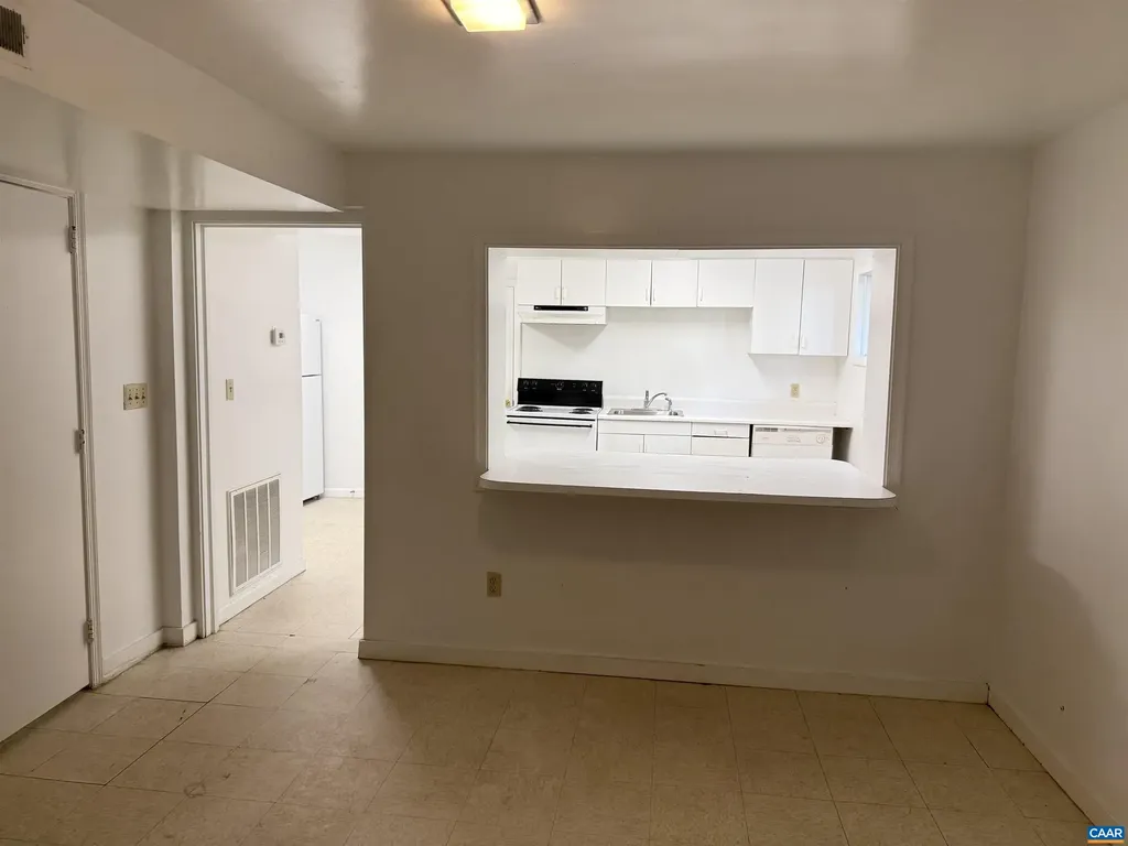 536 Valley Road Charlottesville VA 22903