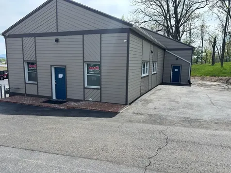 1425 Jefferson Highway Fishersville VA 22939