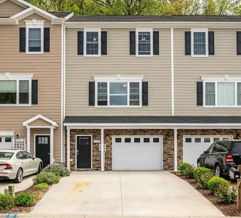 629 Spring Oaks Drive Rockingham VA 22801