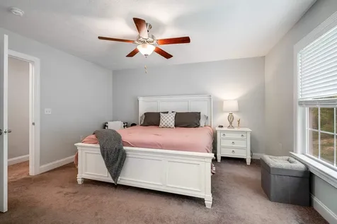 629 Spring Oaks Drive Rockingham VA 22801