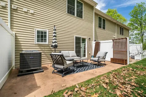 629 Spring Oaks Drive Rockingham VA 22801