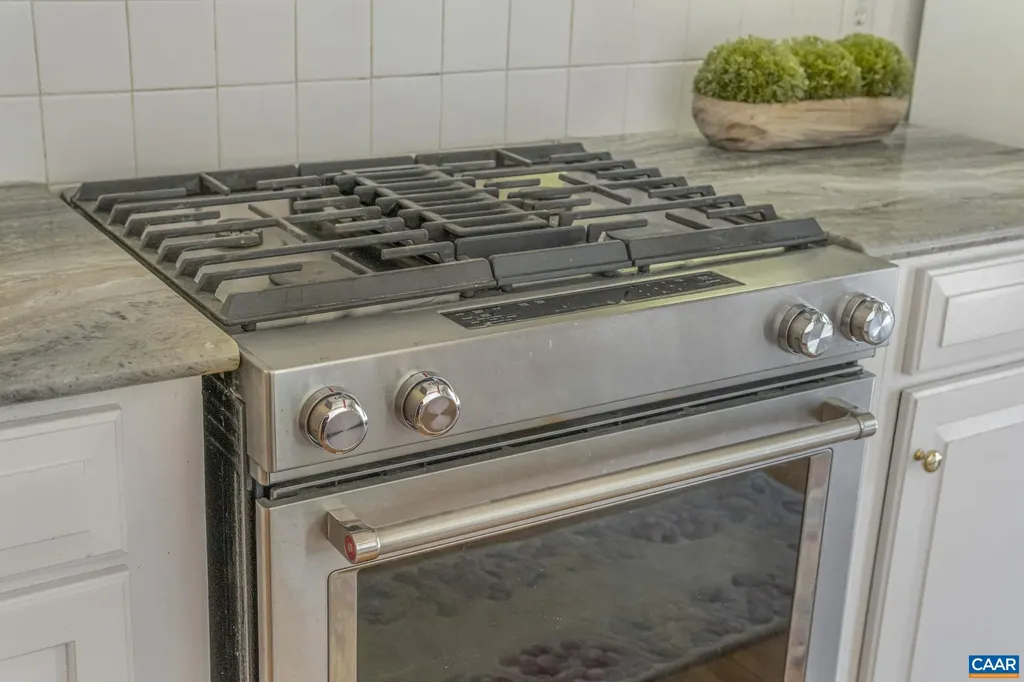 525 Debenham Court Charlottesville VA 22902