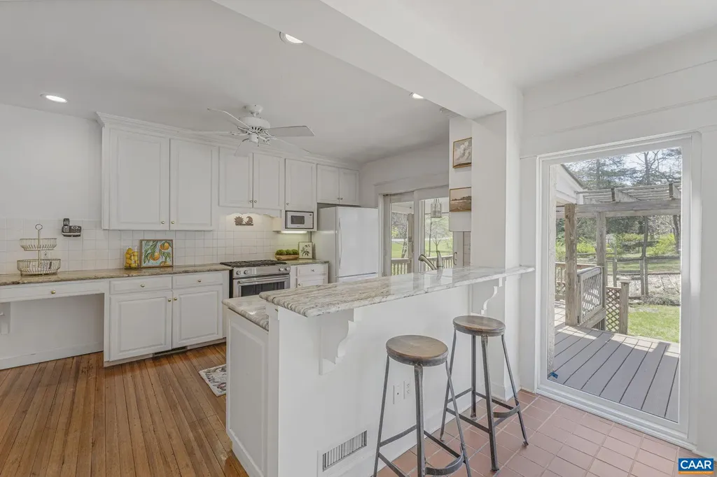 525 Debenham Court Charlottesville VA 22902
