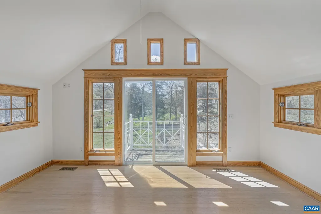 525 Debenham Court Charlottesville VA 22902