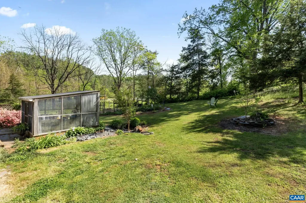 525 Debenham Court Charlottesville VA 22902