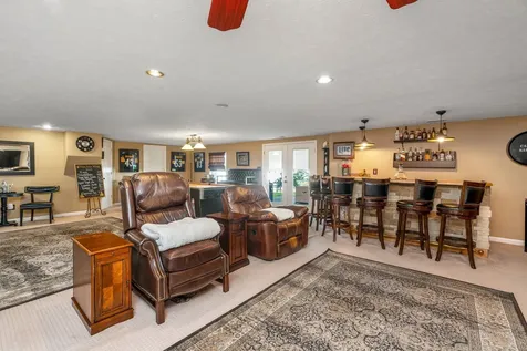 128 Lofton Drive Weyers Cave VA 24486