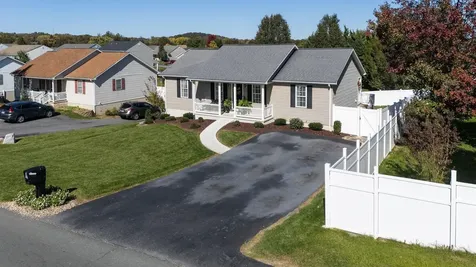 128 Lofton Drive Weyers Cave VA 24486