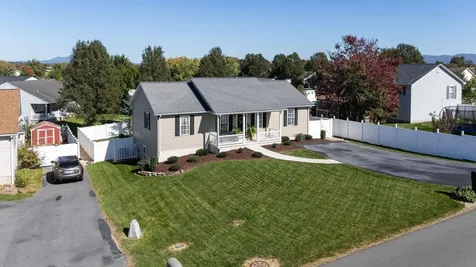 128 Lofton Drive Weyers Cave VA 24486