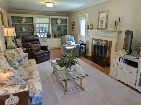 407 Cardinal Street Staunton VA 24401