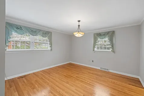407 Cardinal Street Staunton VA 24401