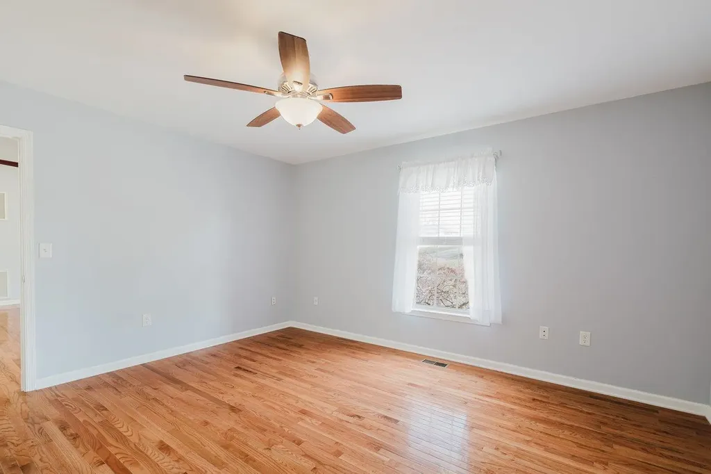 356 Springbrook Road W Broadway VA 22815