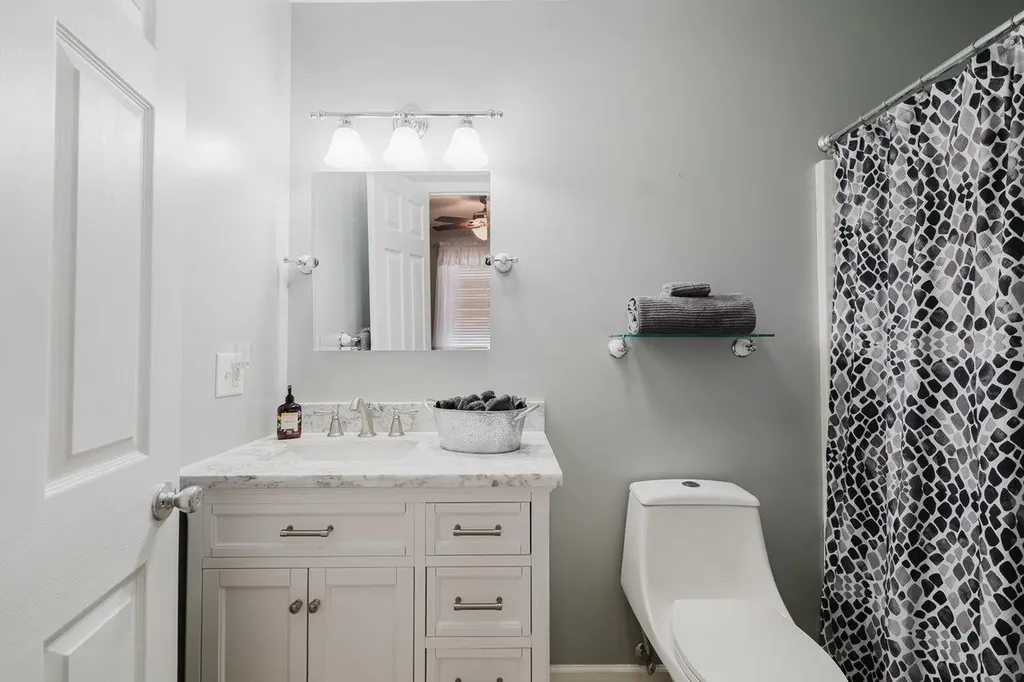 356 Springbrook Road W Broadway VA 22815