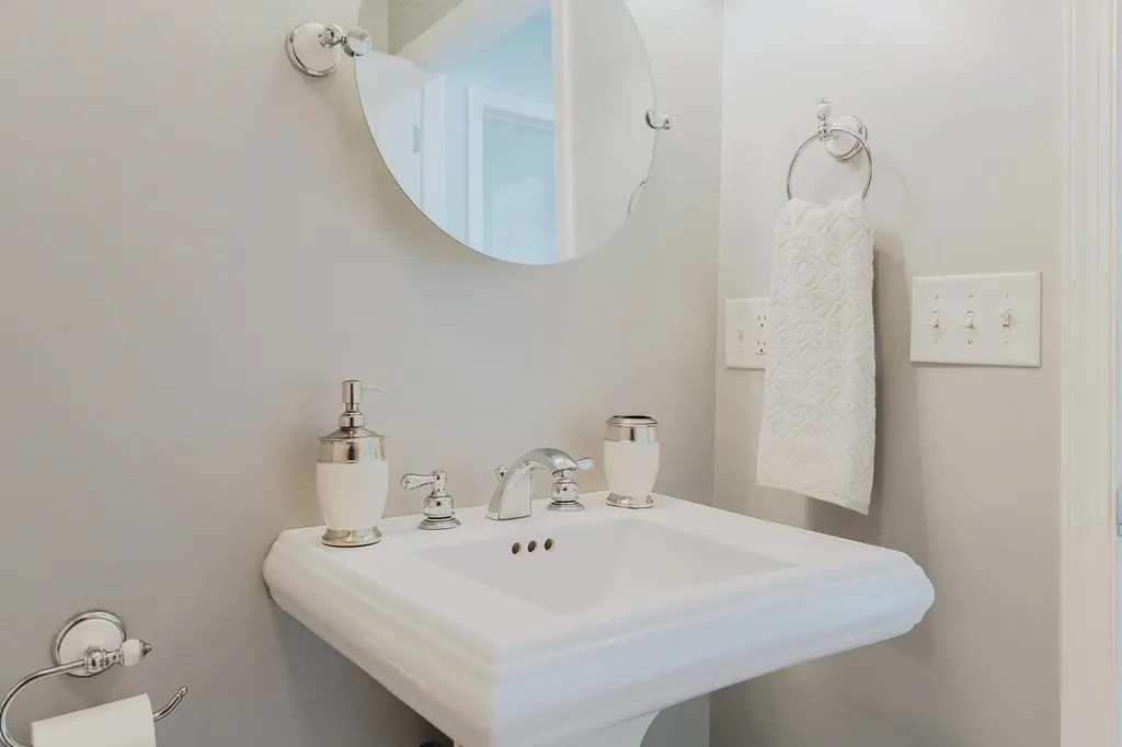 356 Springbrook Road W Broadway VA 22815