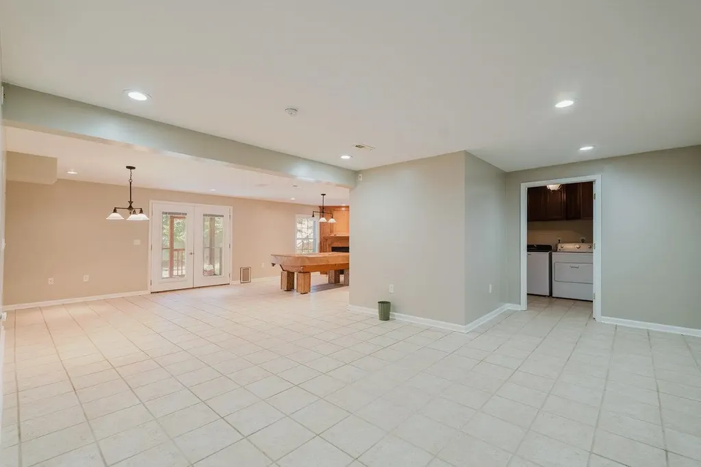 356 Springbrook Road W Broadway VA 22815