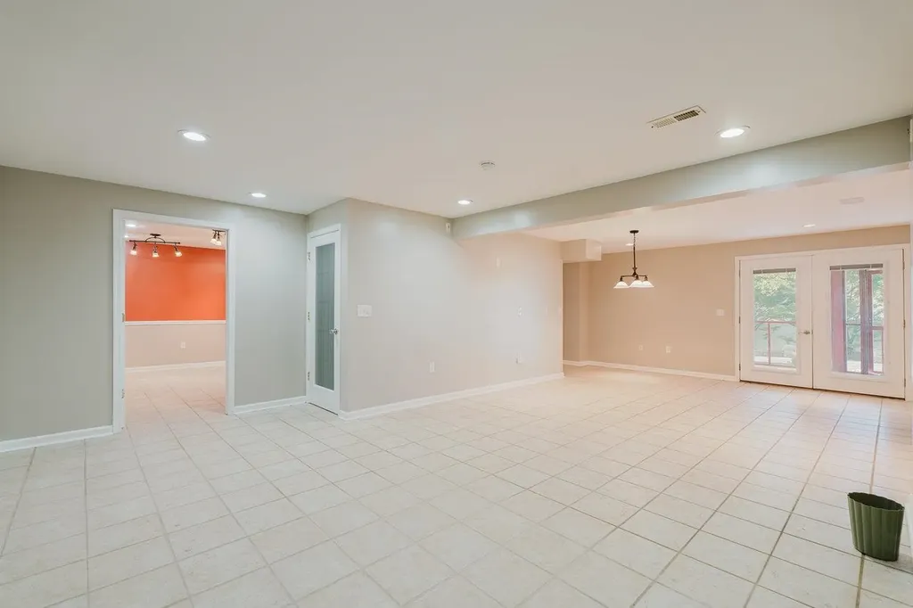 356 Springbrook Road W Broadway VA 22815