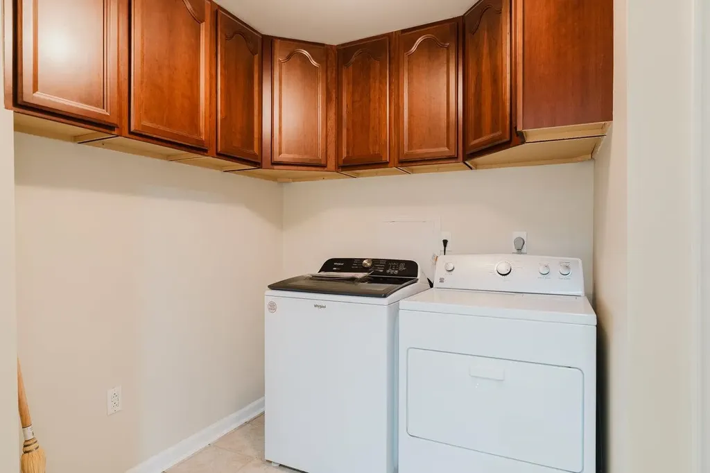 356 Springbrook Road W Broadway VA 22815