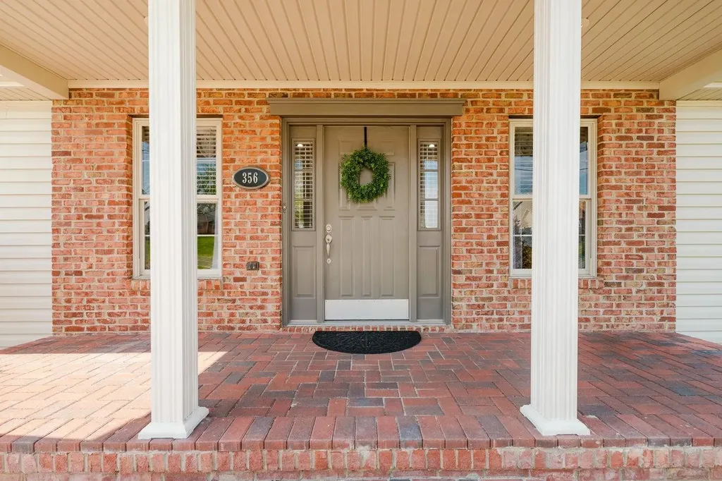 356 Springbrook Road W Broadway VA 22815