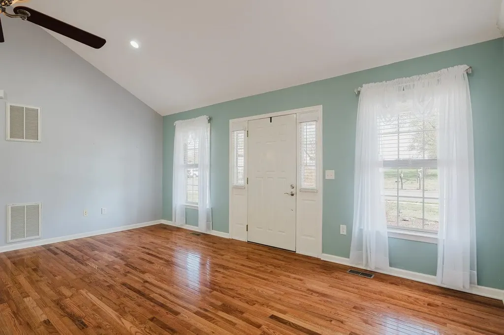 356 Springbrook Road W Broadway VA 22815