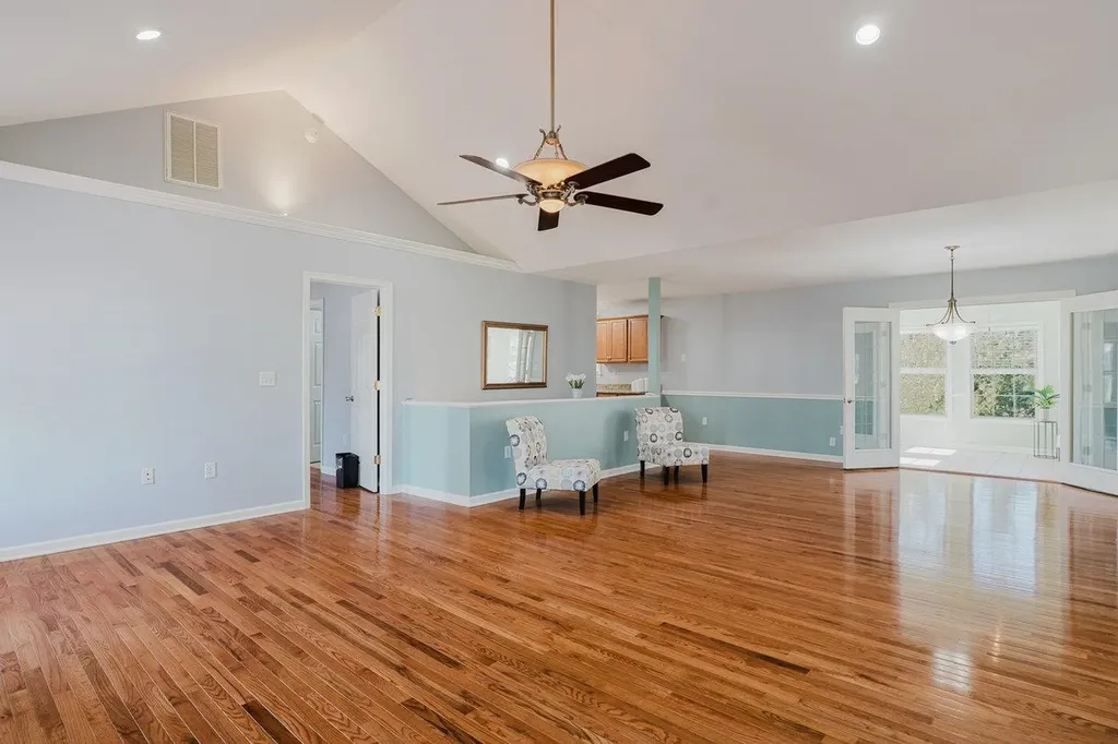 356 Springbrook Road W Broadway VA 22815