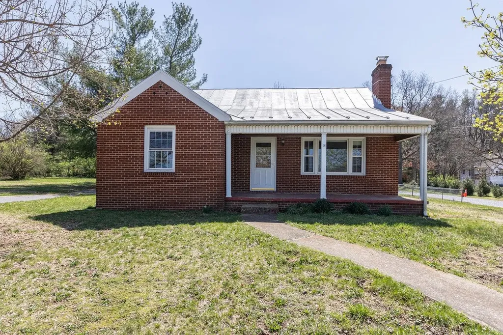 7221 Rocky Bar Road Elkton VA 22827