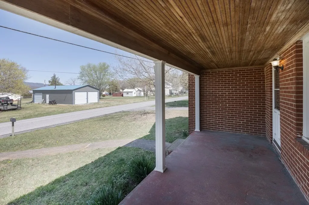 7221 Rocky Bar Road Elkton VA 22827