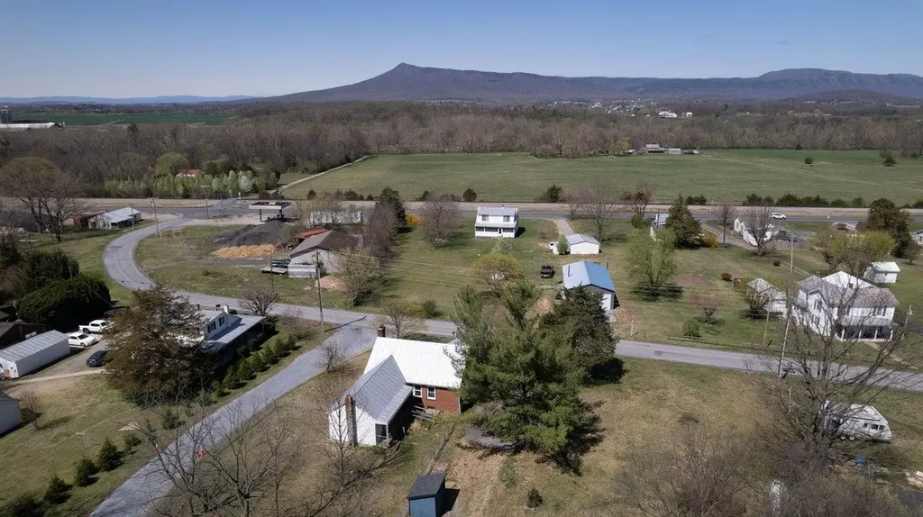 7221 Rocky Bar Road Elkton VA 22827