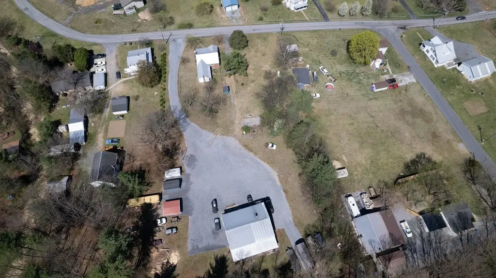 7221 Rocky Bar Road Elkton VA 22827