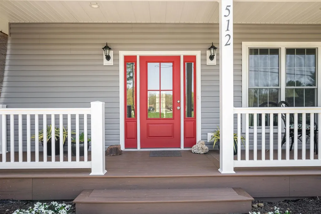 512 College Street E Bridgewater VA 22812