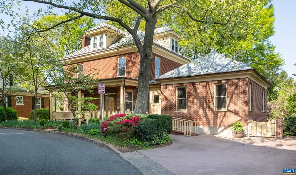 410 Altamont Circle Charlottesville VA 22902