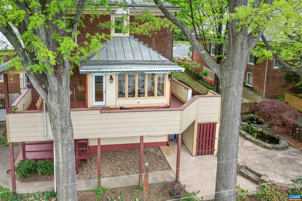 410 Altamont Circle Charlottesville VA 22902