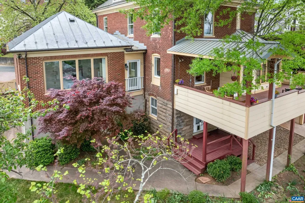 410 Altamont Circle Charlottesville VA 22902