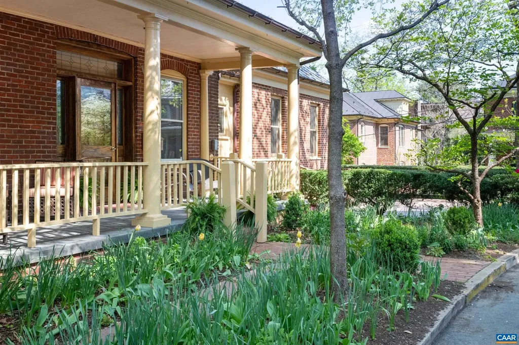 410 Altamont Circle Charlottesville VA 22902