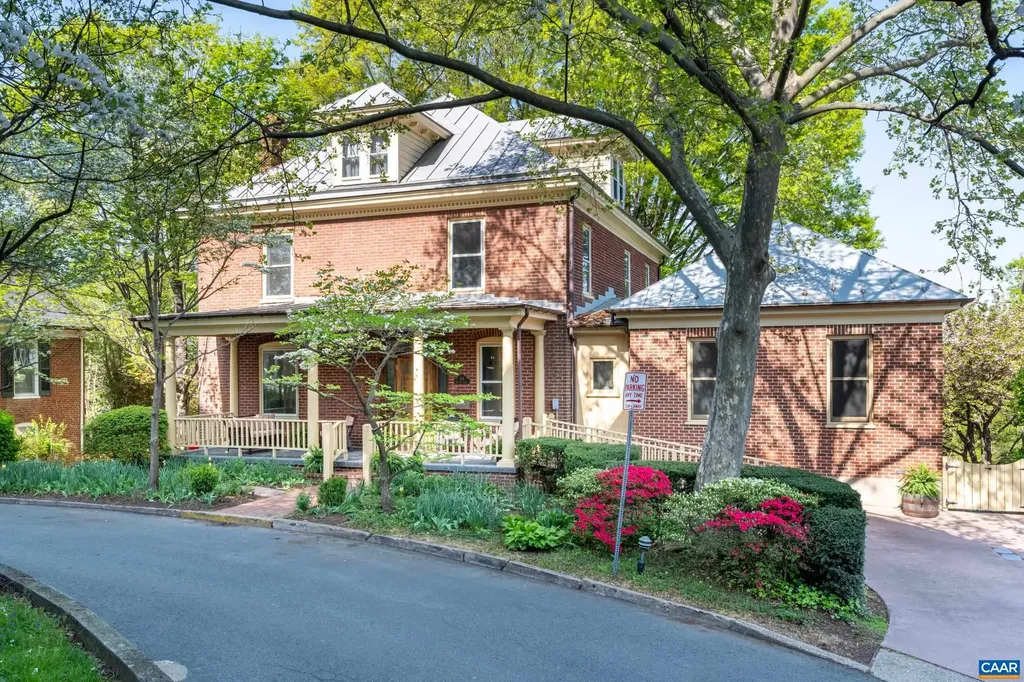 410 Altamont Circle Charlottesville VA 22902