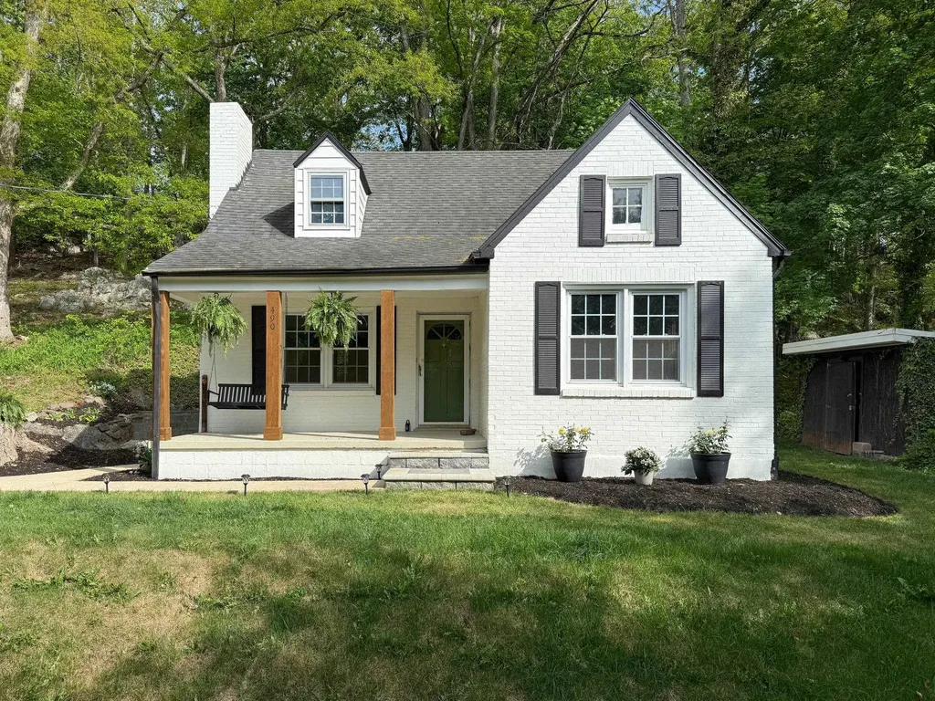 490 Mountain View Drive Staunton VA 24401