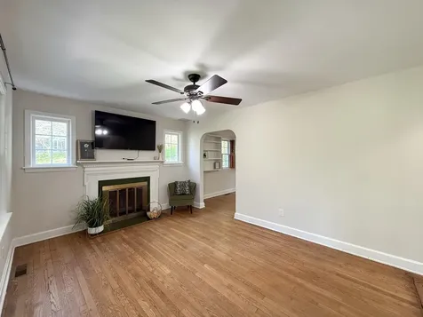 490 Mountain View Drive Staunton VA 24401