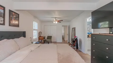1990 Floyd Circle Mcgaheysville VA 22840