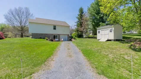 1990 Floyd Circle Mcgaheysville VA 22840