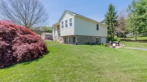 1990 Floyd Circle Mcgaheysville VA 22840