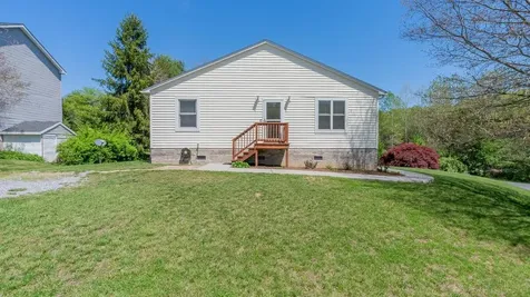 1990 Floyd Circle Mcgaheysville VA 22840