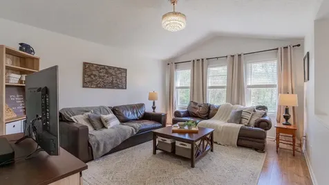 1990 Floyd Circle Mcgaheysville VA 22840