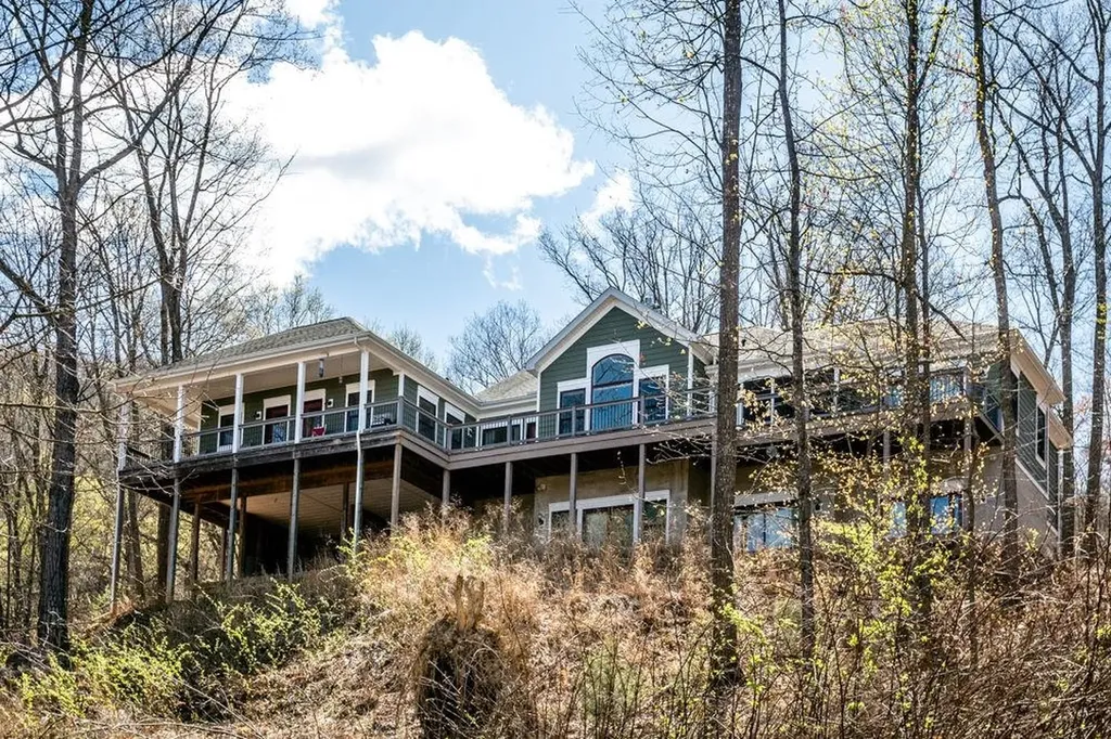 9586 Brunk Spring Lane Broadway VA 22815