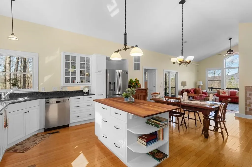 9586 Brunk Spring Lane Broadway VA 22815