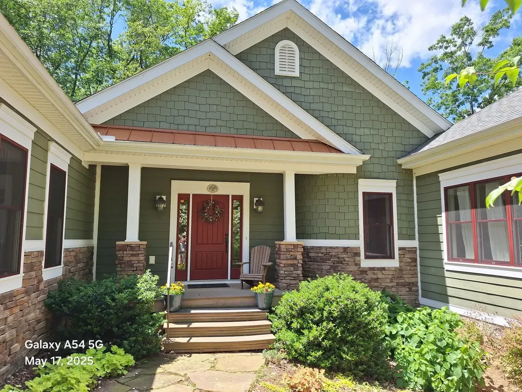 9586 Brunk Spring Lane Broadway VA 22815