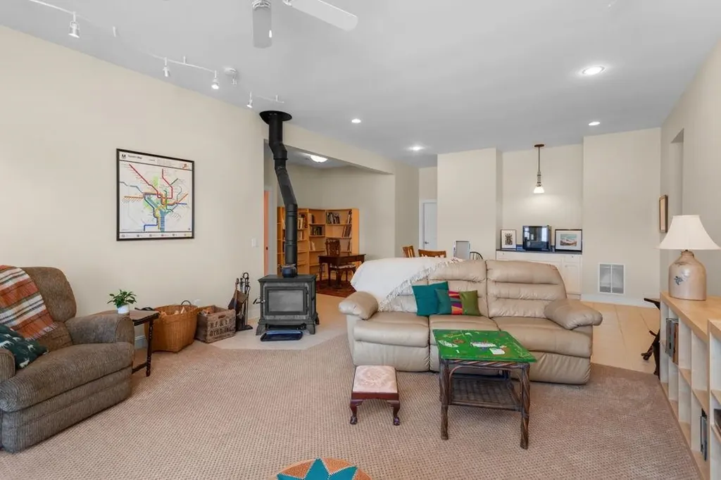 9586 Brunk Spring Lane Broadway VA 22815